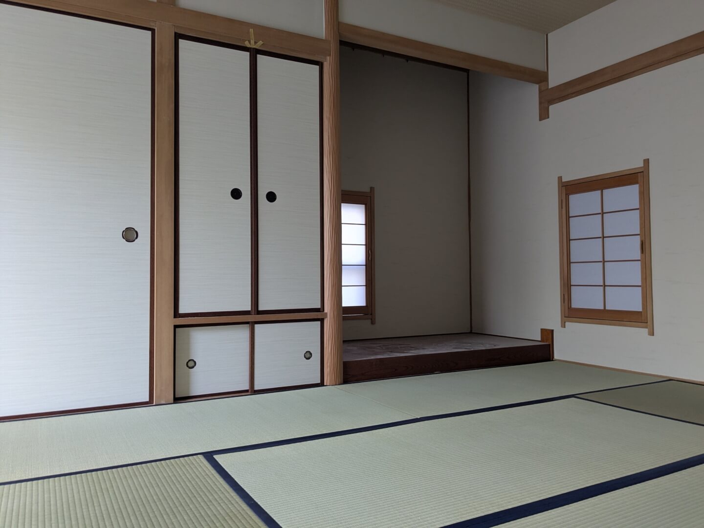 芦屋市15ミリ薄畳新調と襖·障子貼替え